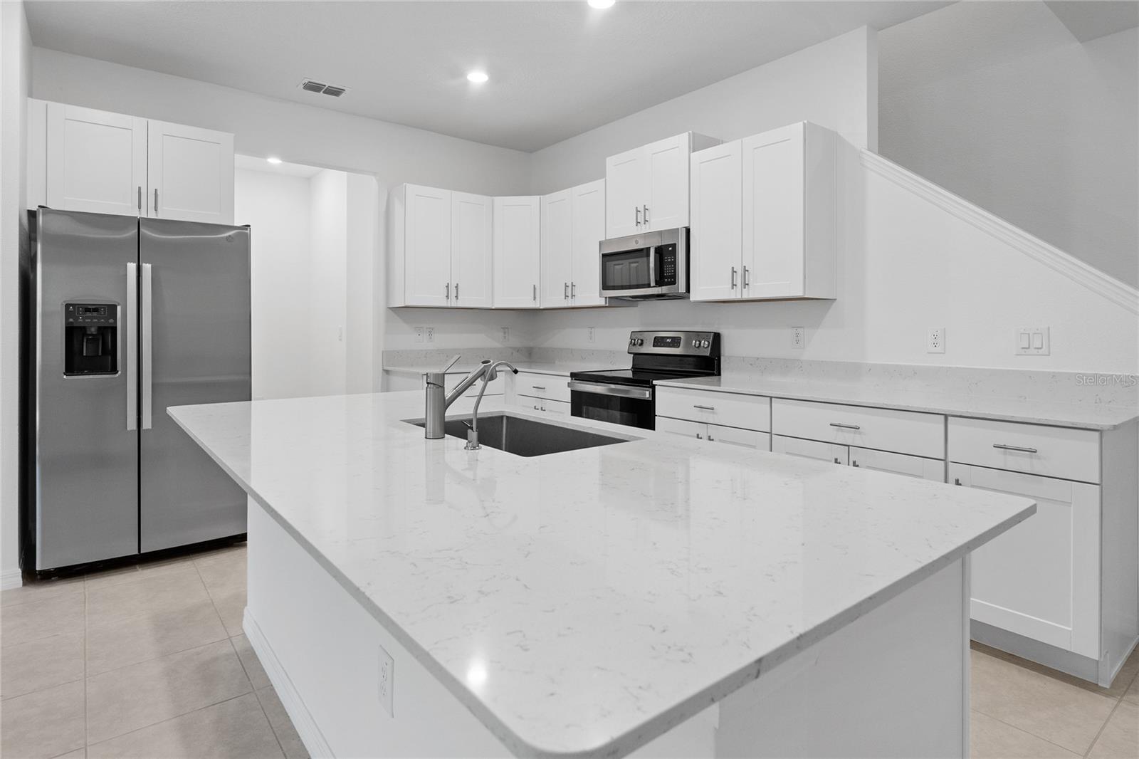 ANGELINE PH 3A - Residential Lease