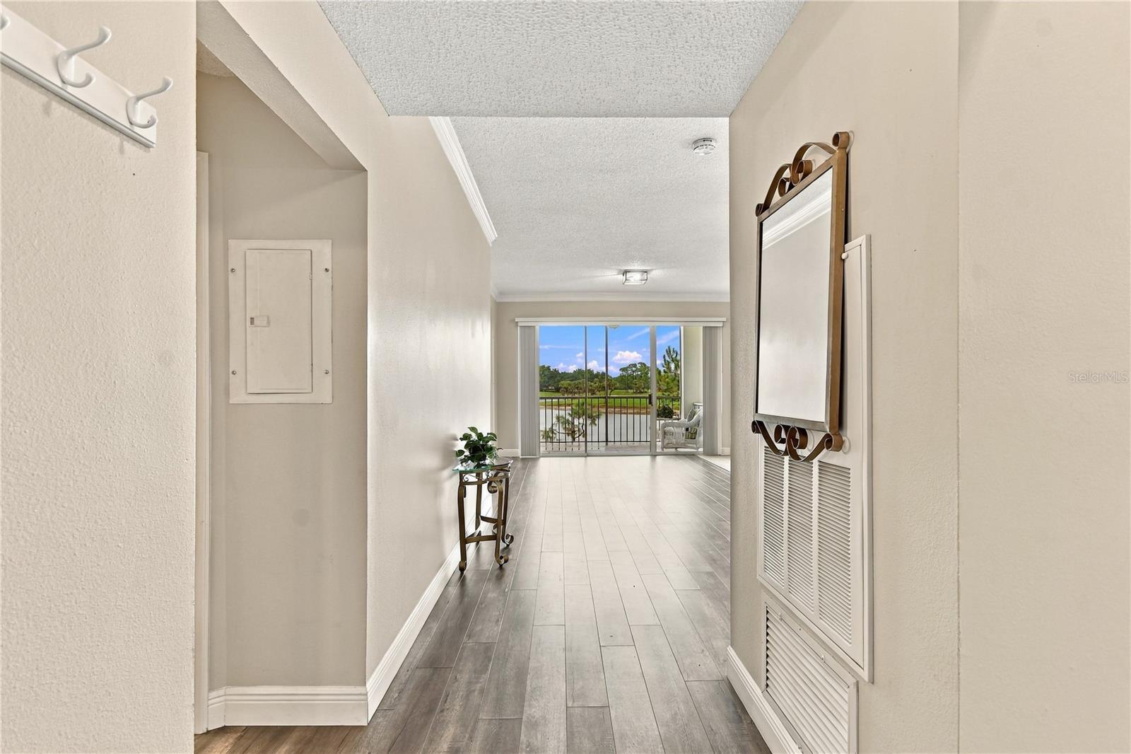 459 HAMPTONCREST CIRCLE 203