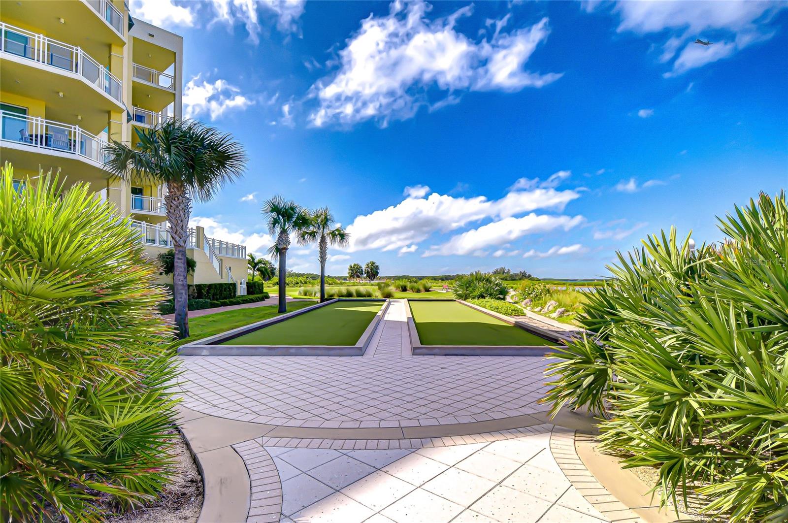 SUNSET POINTE AT COLLANY KEY II CONDO - Residential