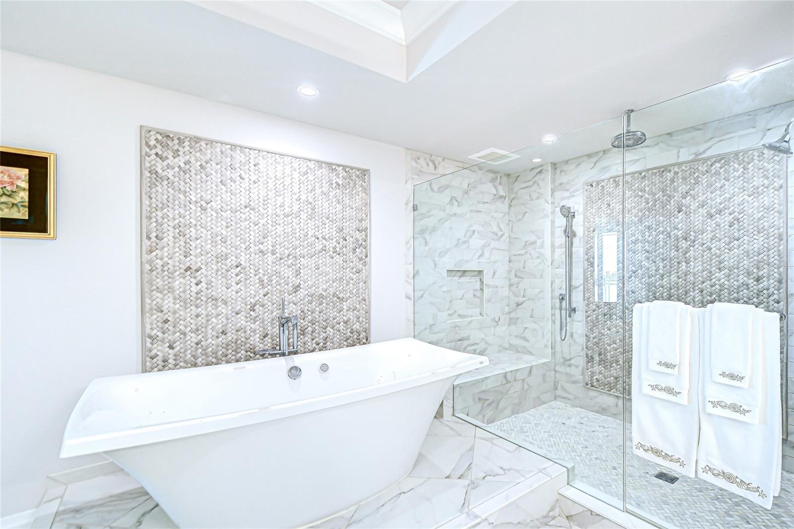 SUNSET POINTE AT COLLANY KEY II CONDO - Residential