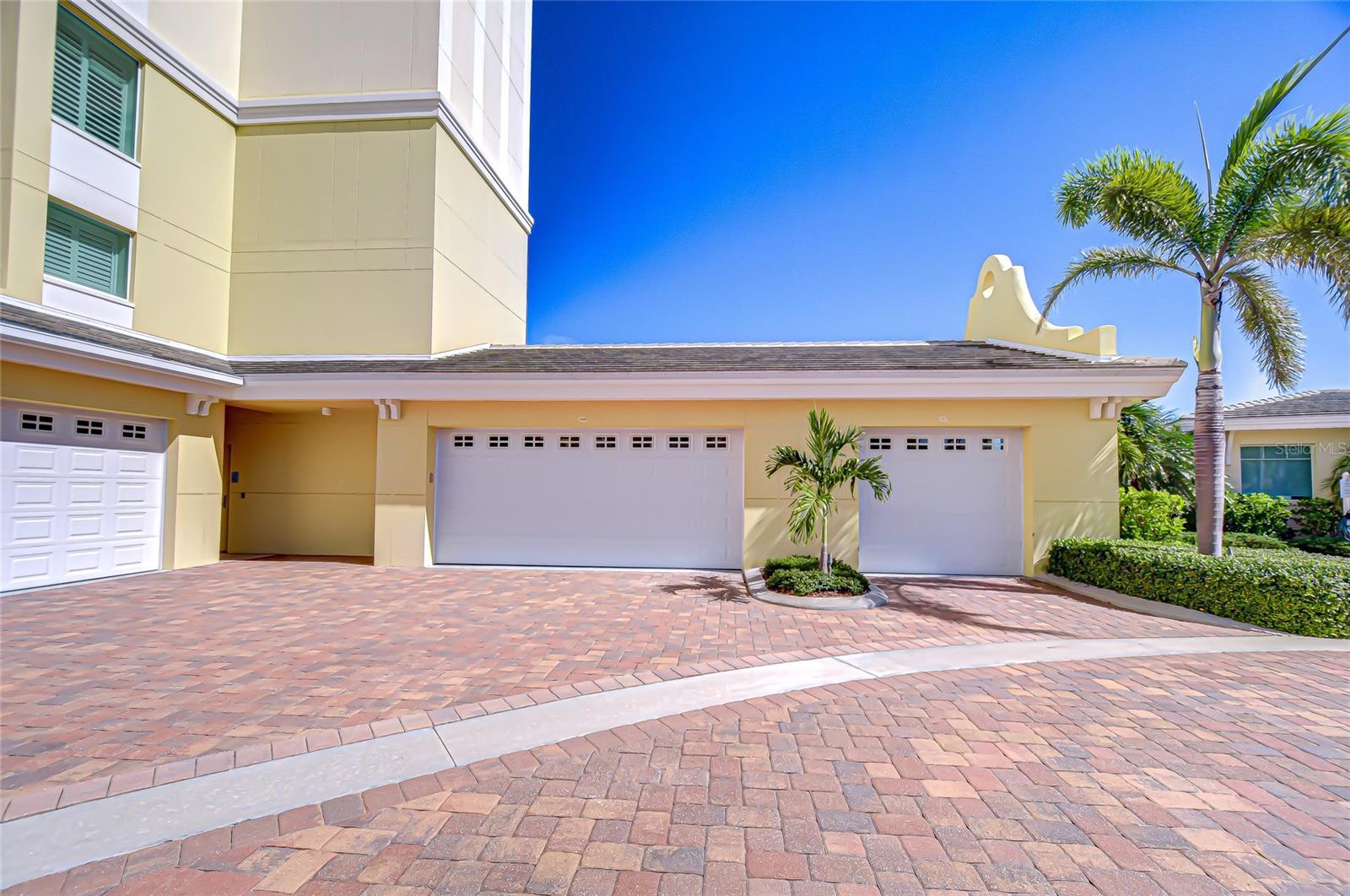 SUNSET POINTE AT COLLANY KEY II CONDO - Residential
