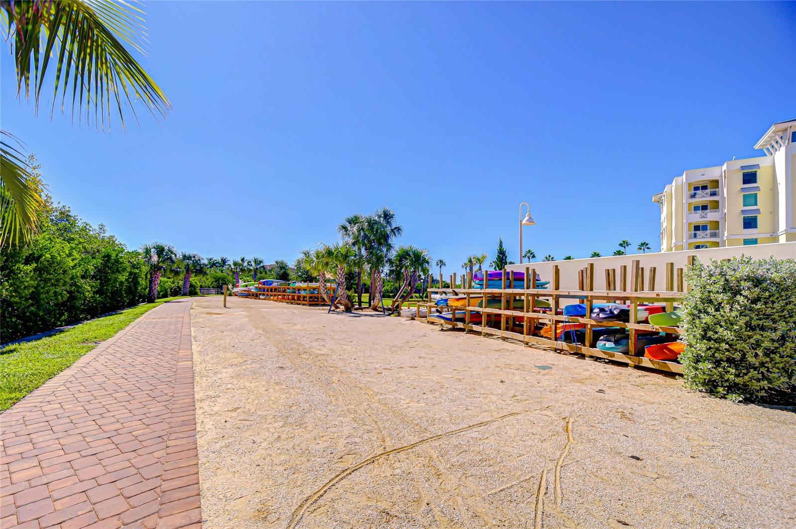 SUNSET POINTE AT COLLANY KEY II CONDO - Residential