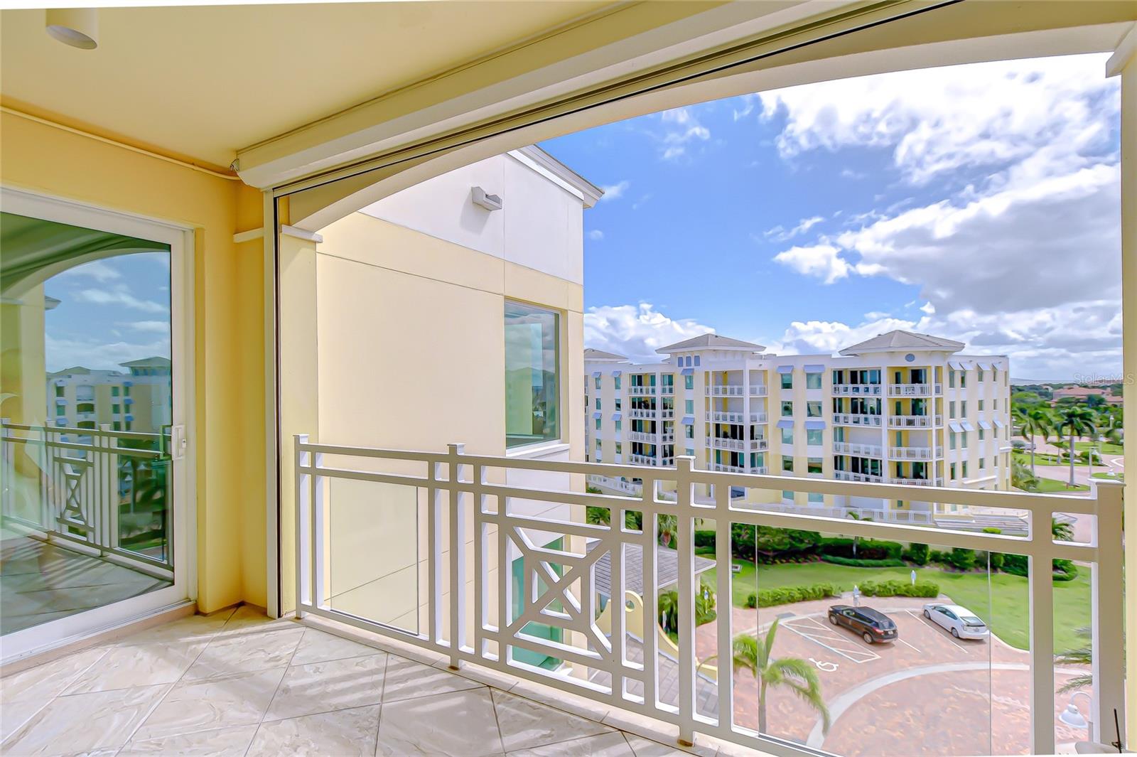 SUNSET POINTE AT COLLANY KEY II CONDO - Residential