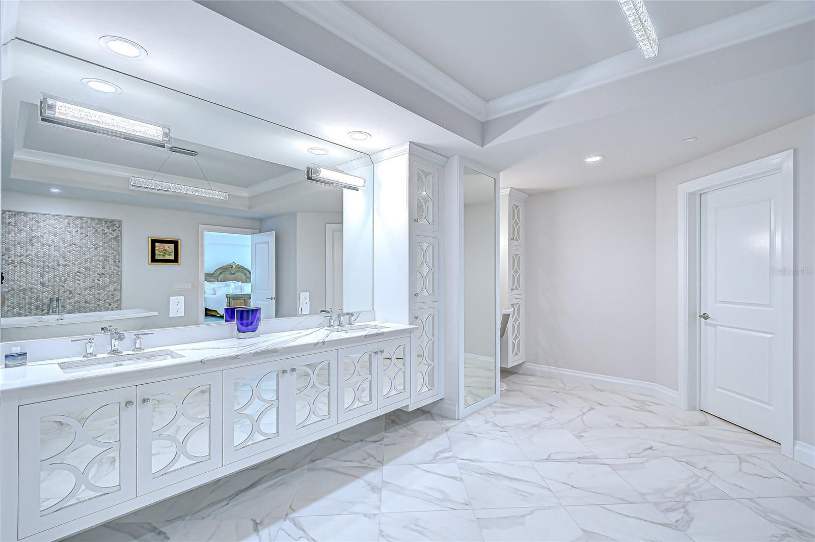 SUNSET POINTE AT COLLANY KEY II CONDO - Residential