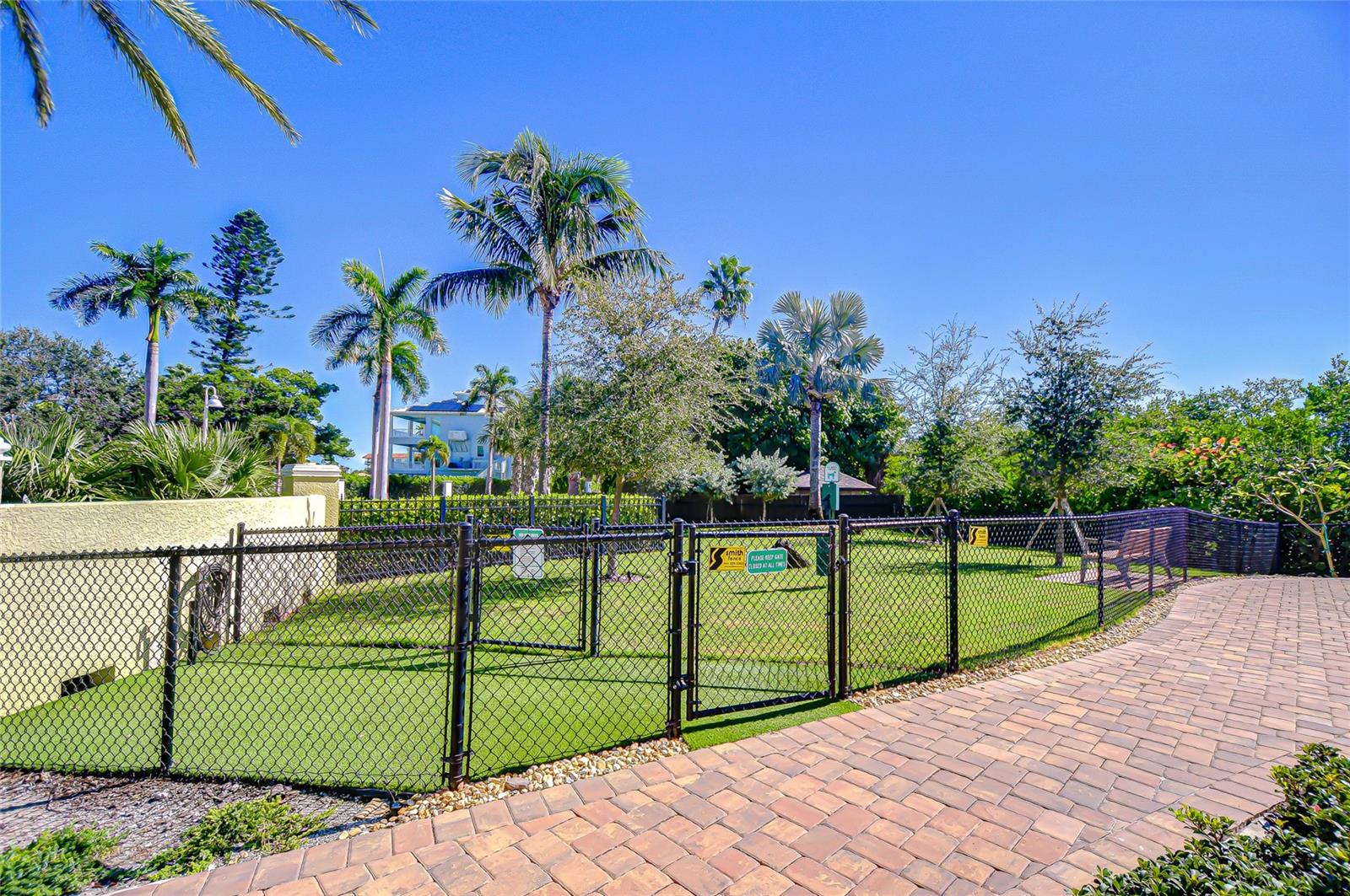 SUNSET POINTE AT COLLANY KEY II CONDO - Residential