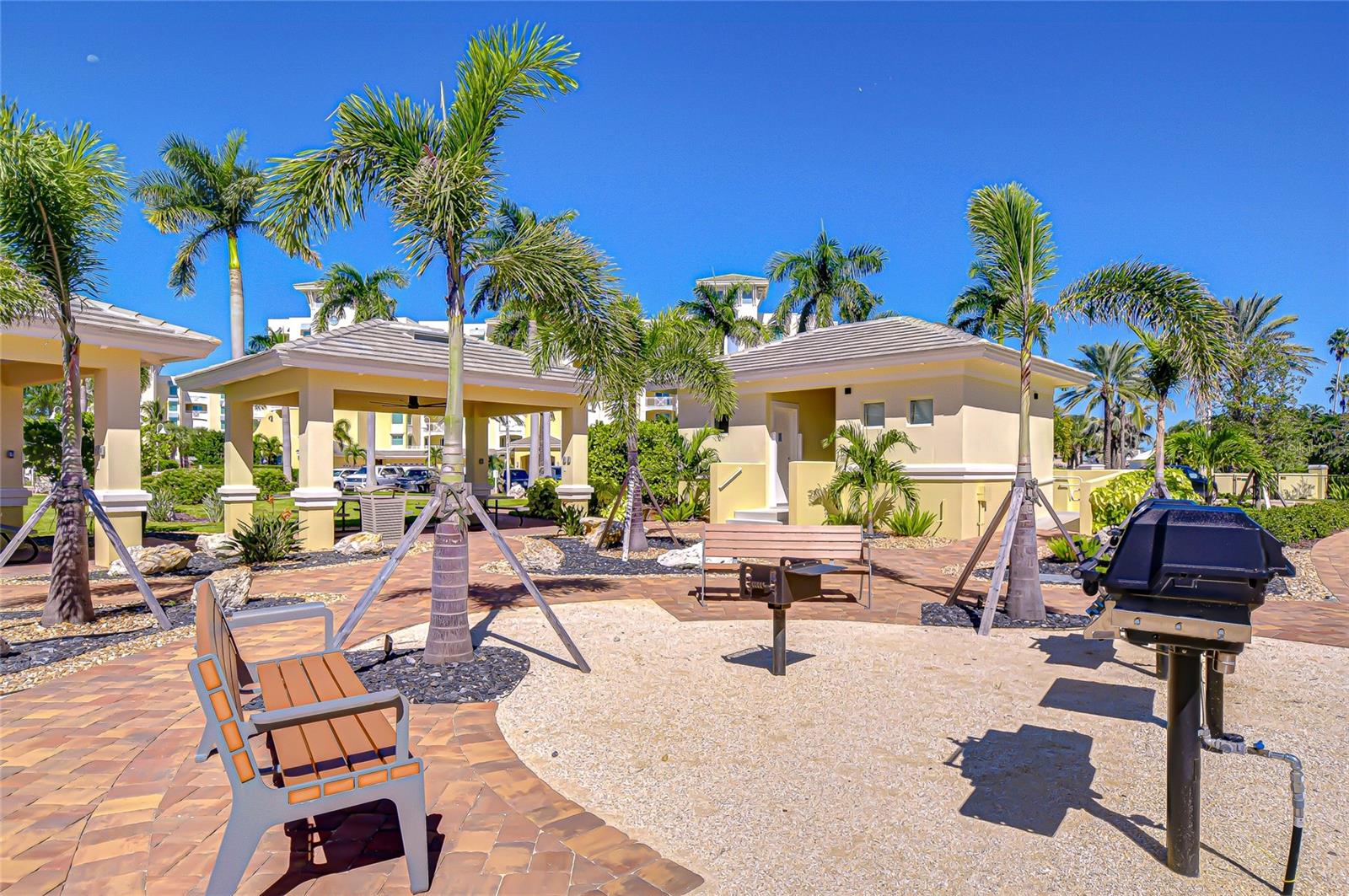 SUNSET POINTE AT COLLANY KEY II CONDO - Residential