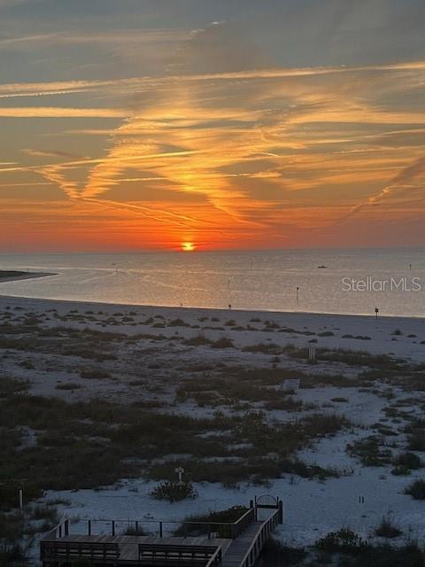 SUNSET POINTE AT COLLANY KEY II CONDO - Residential