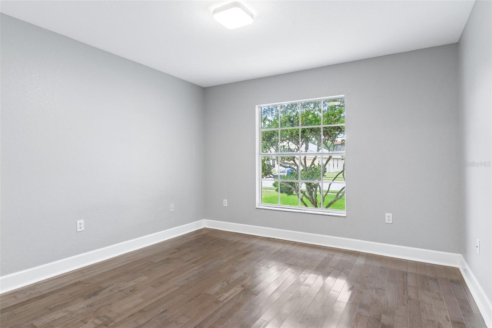 LAKE PLACE - Residential