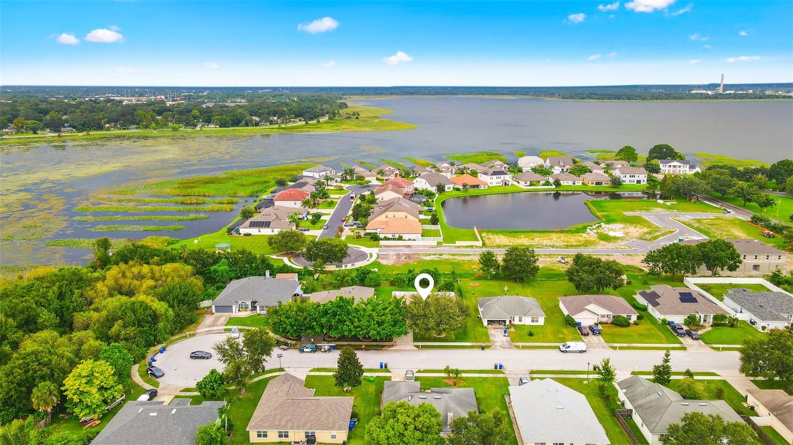 LAKE PLACE - Residential