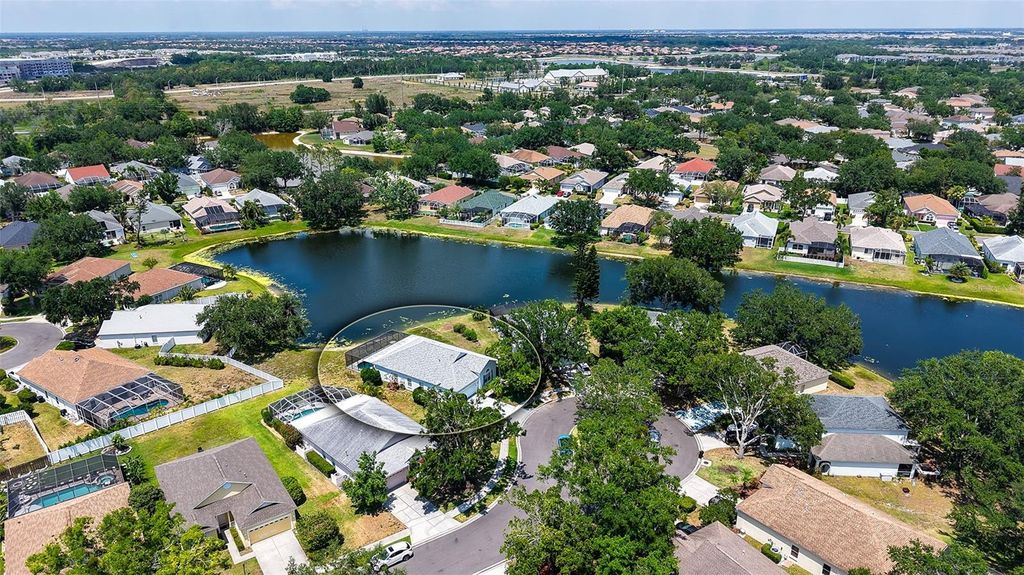 Photo of 12339 Hollybush Terrace, Lakewood Ranch, FL 34202 (MLS # A4650321)