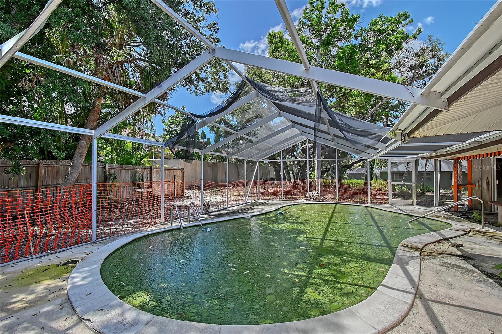 5587 SHADOW LAWN DRIVE