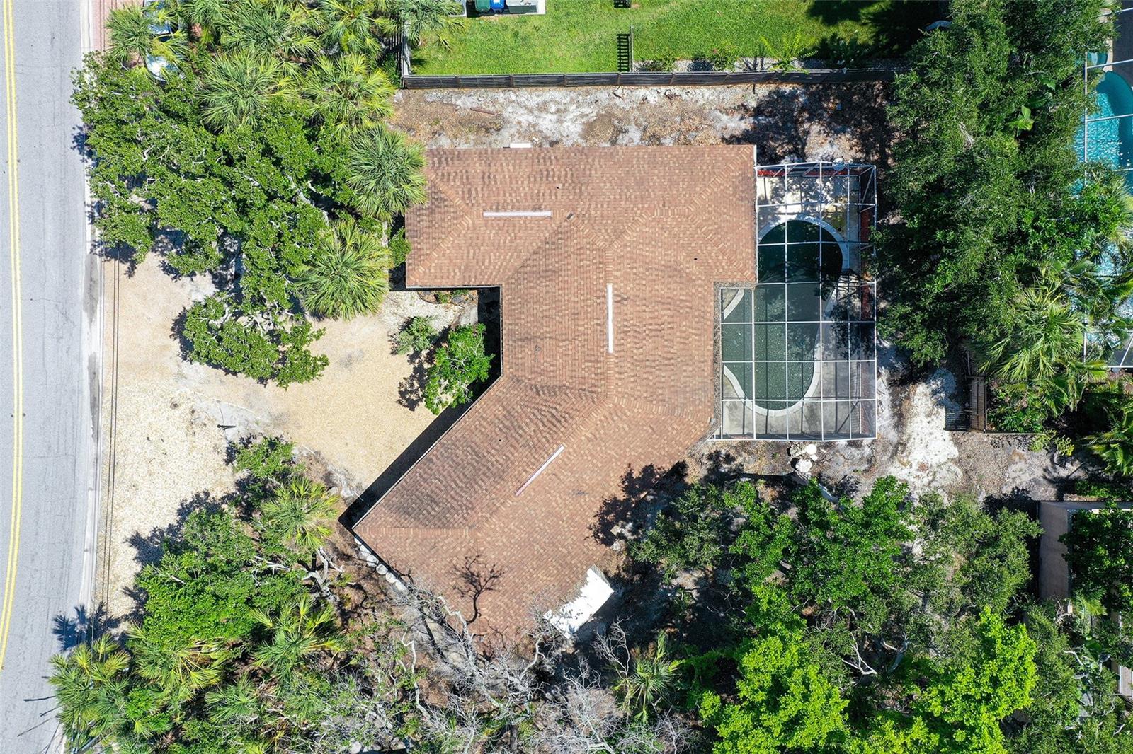 5587 SHADOW LAWN DRIVE
