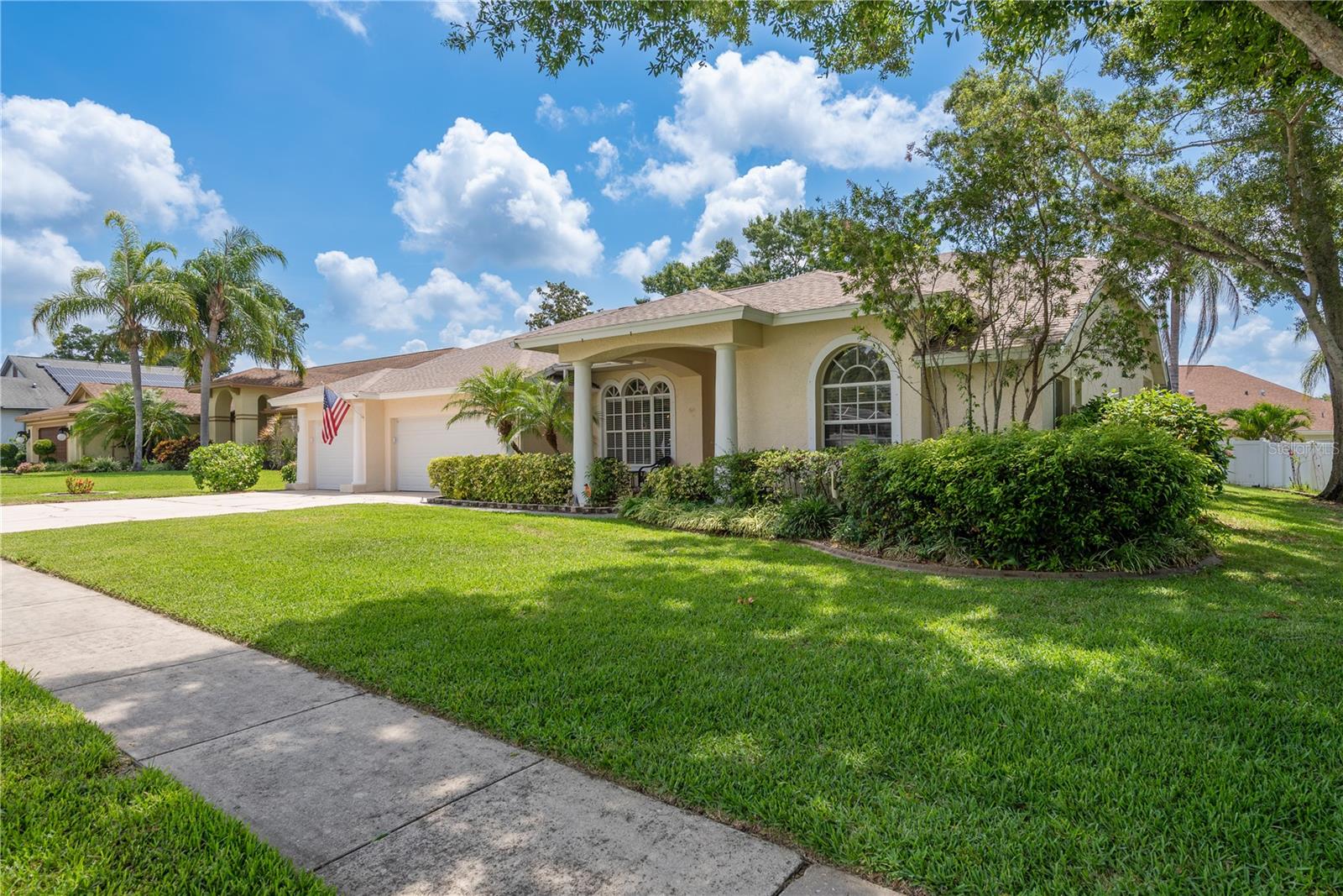 627 BELTED KINGFISHER DRIVE N
