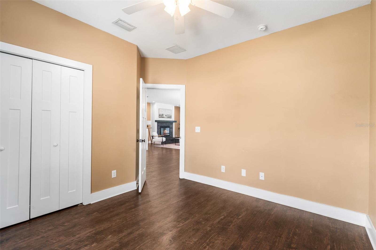 SPANISH GATES - Residential