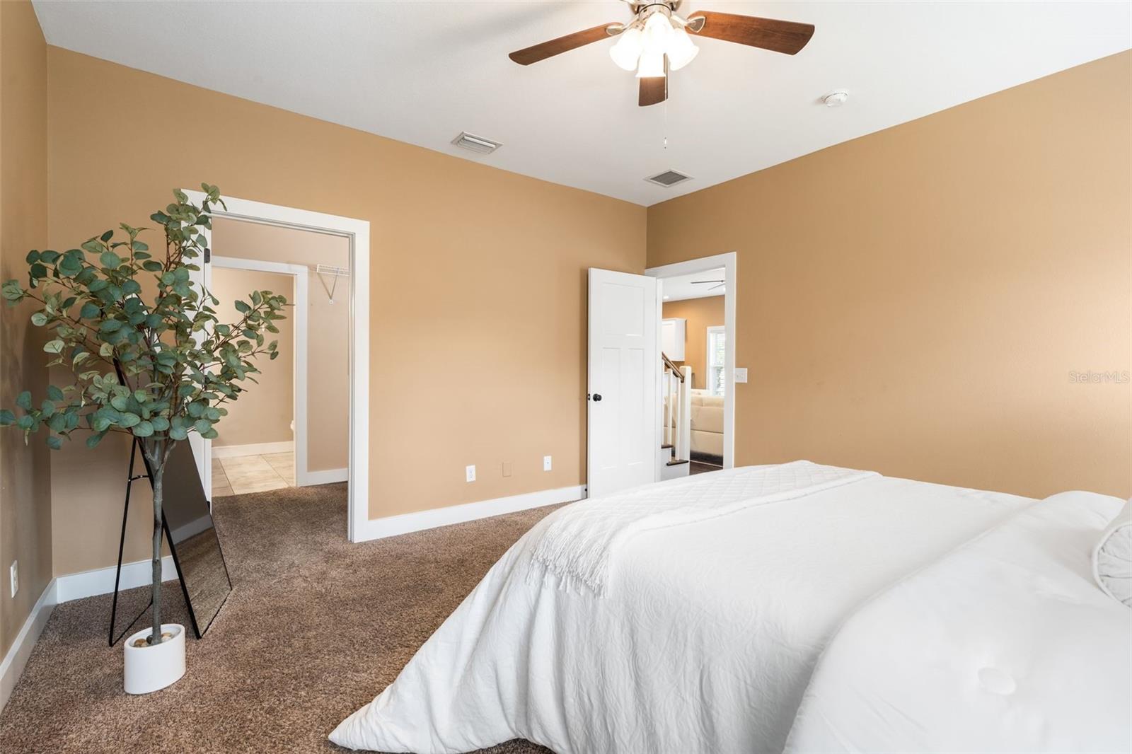 SPANISH GATES - Residential