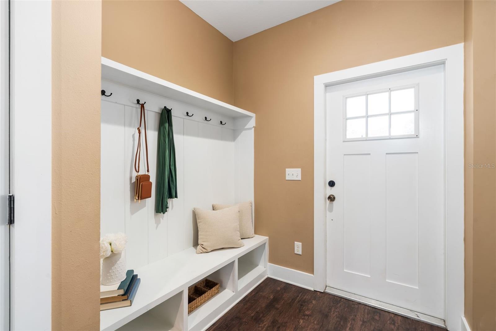 SPANISH GATES - Residential