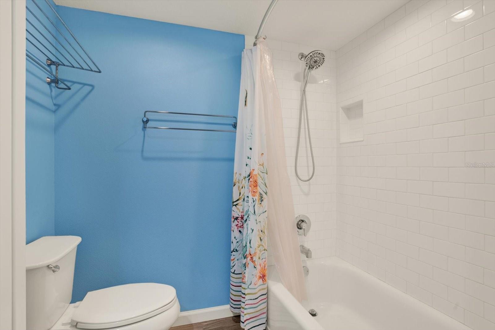 CAYMAN CAY VILLAS - Residential