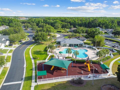 A home in LAND O LAKES