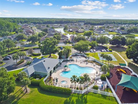 A home in LAND O LAKES