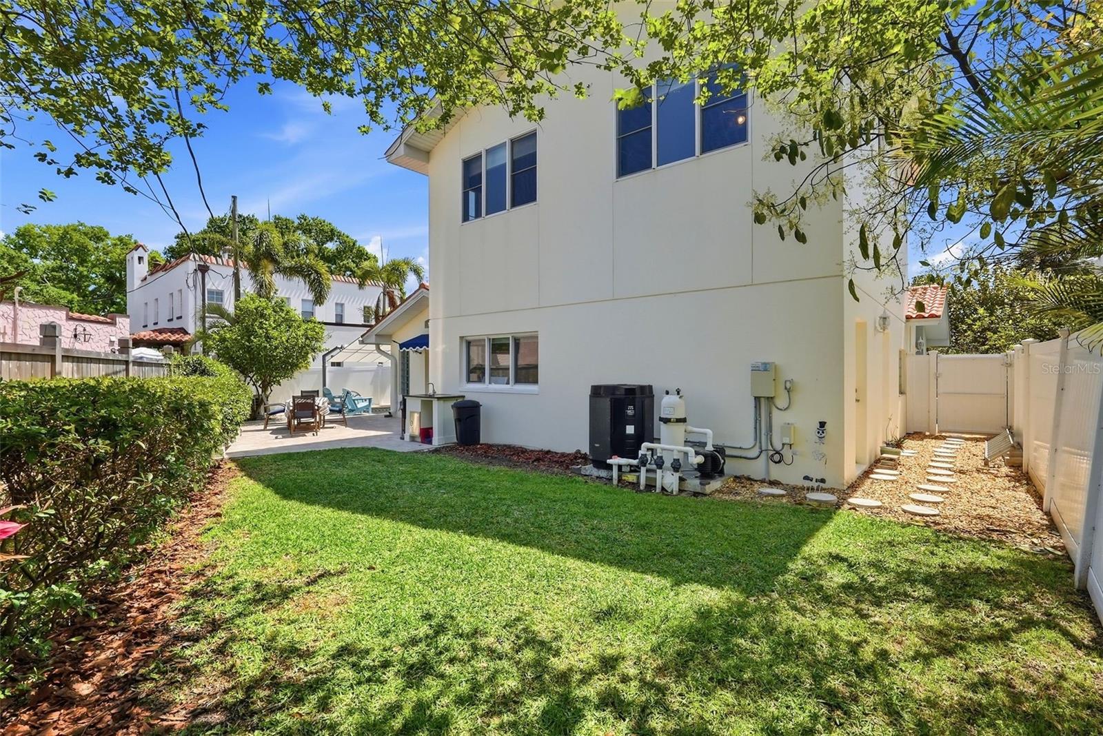 GRANADA TERRACE ADD - Residential