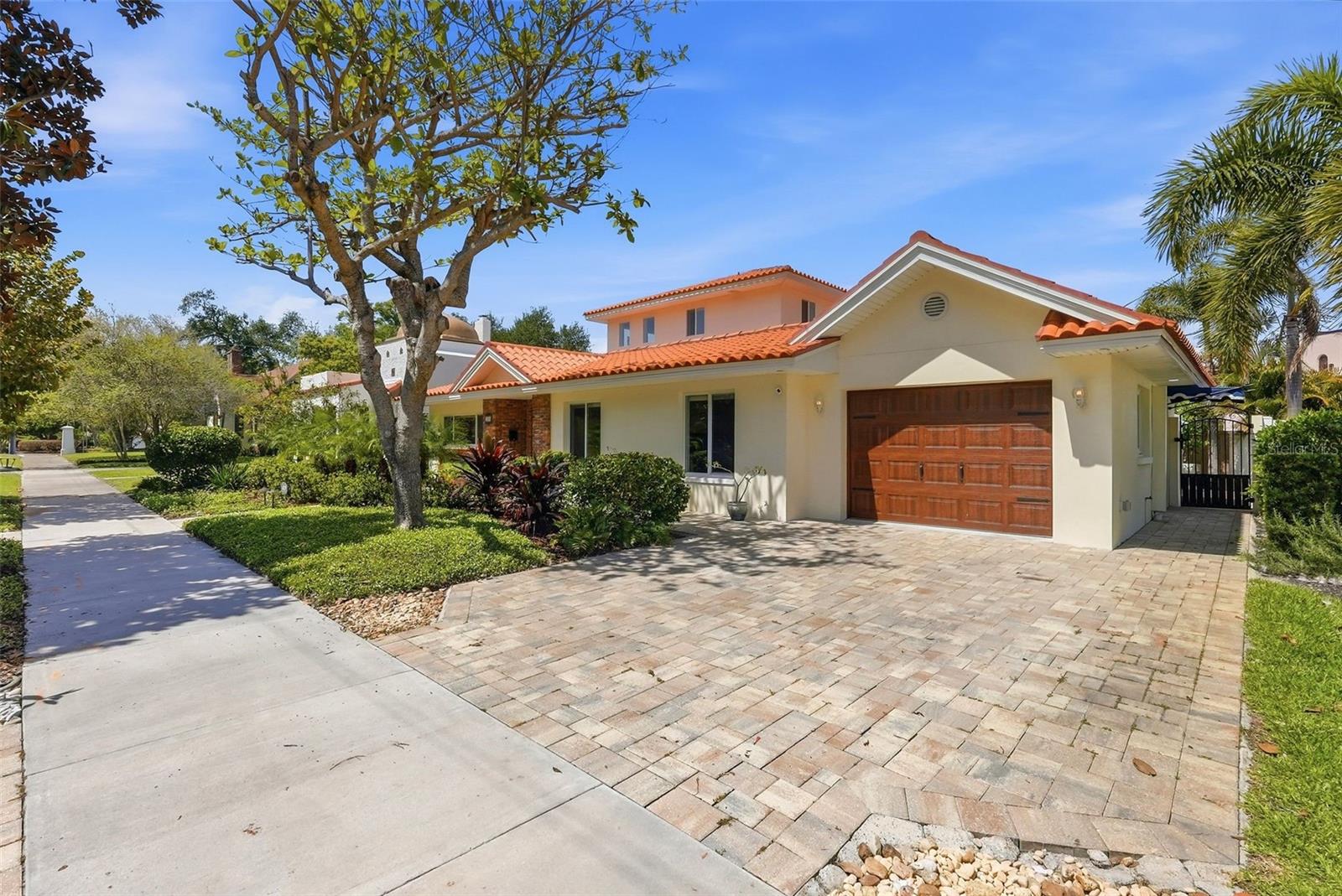 GRANADA TERRACE ADD - Residential