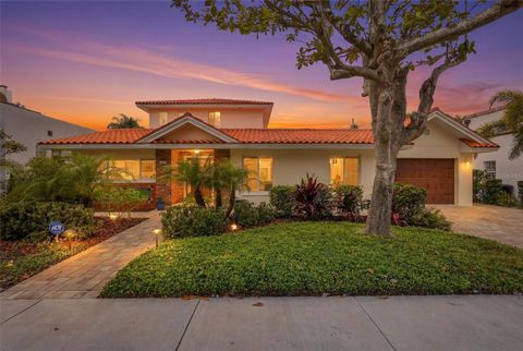 125 23RD AVENUE NE ST PETERSBURG FL 33704