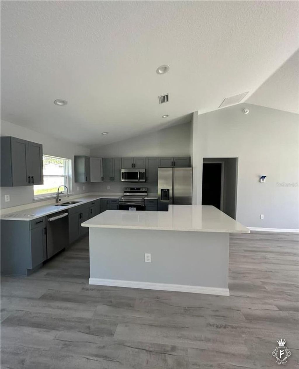 Photo of 13731 SW 89 Terrace, Ocala, FL 34473 (MLS # S5136979)