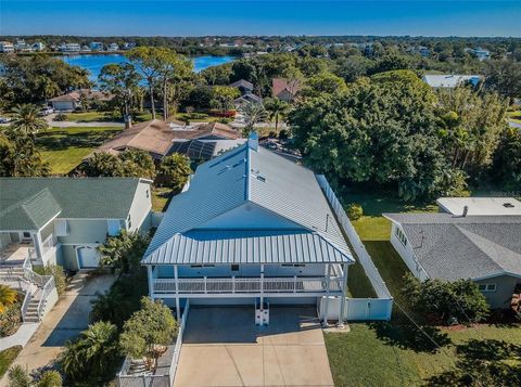 A home in PALM HARBOR