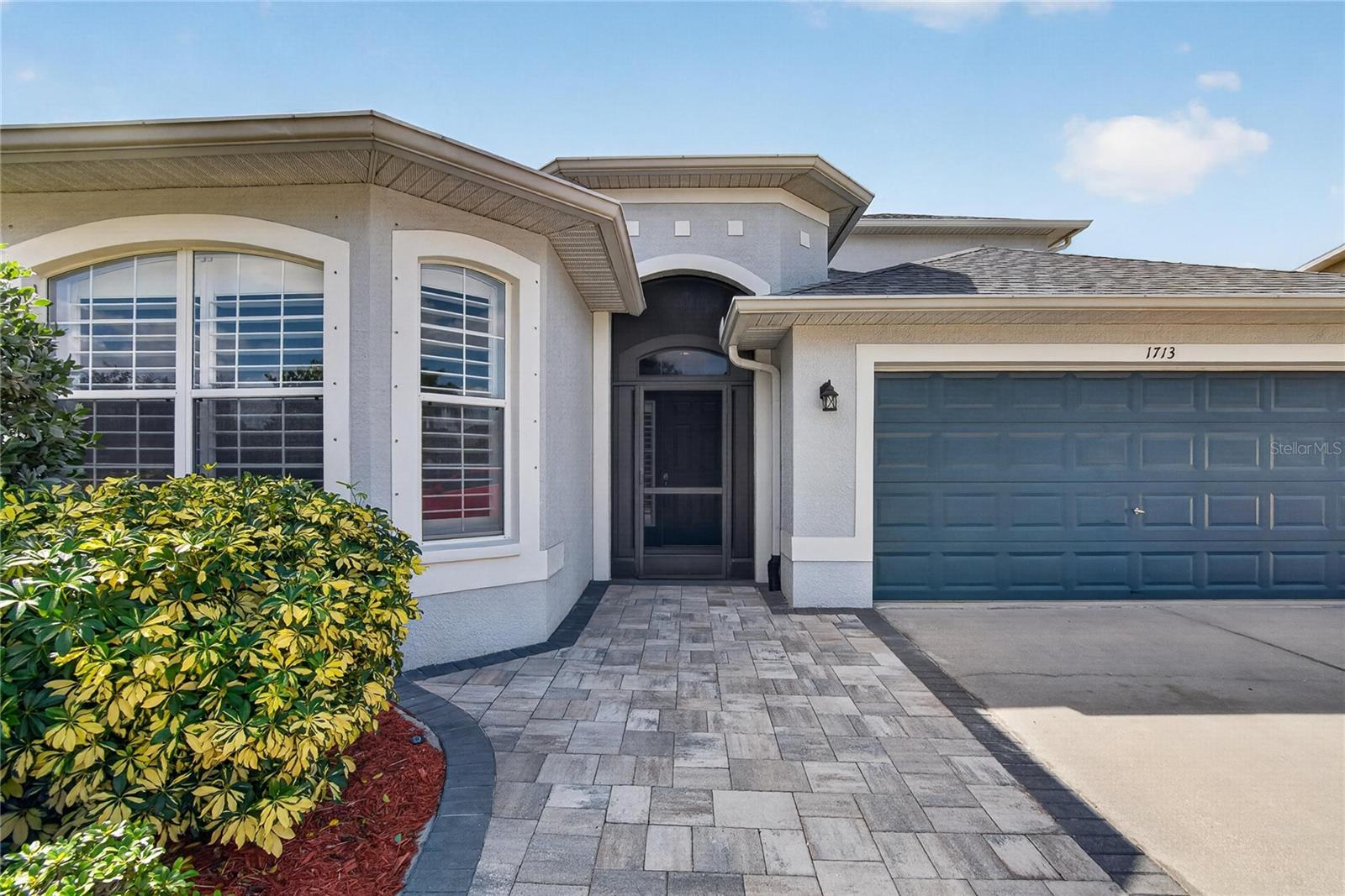1713 BONITA BLUFF COURT