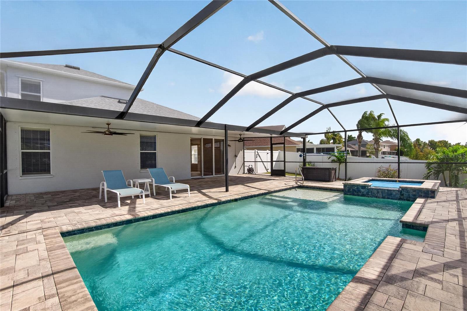 1713 BONITA BLUFF COURT