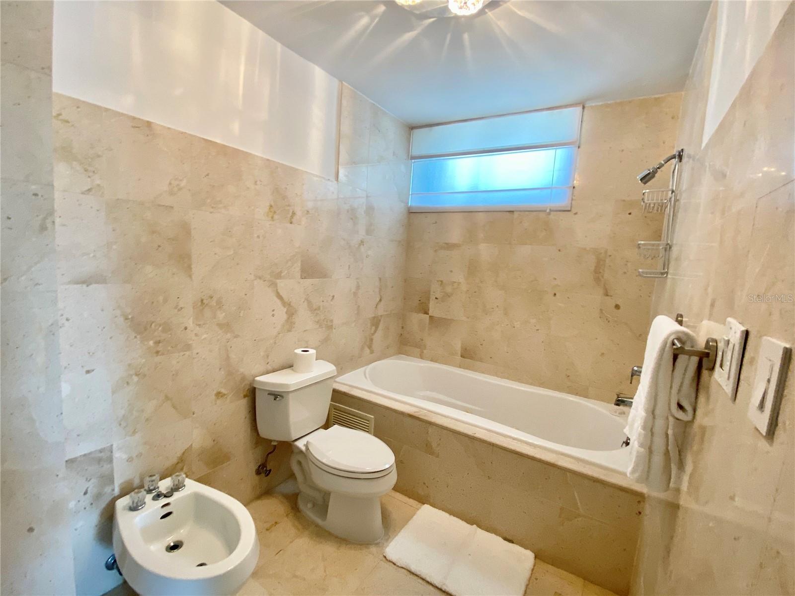 REGATTA - Residential