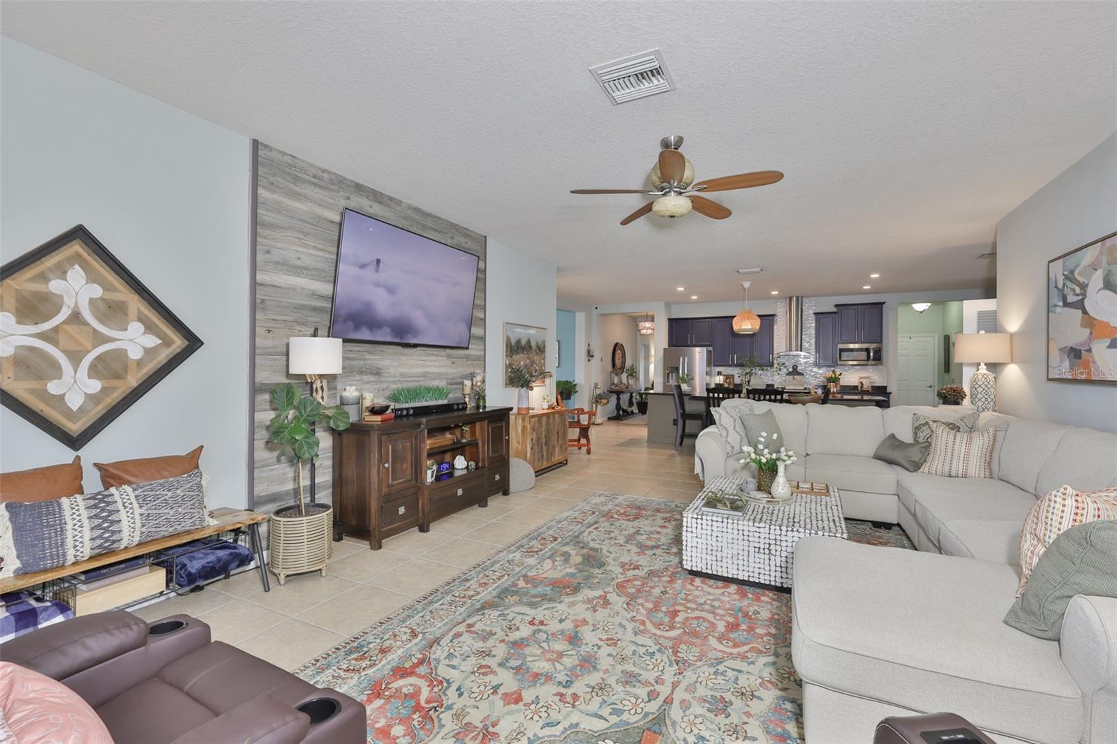 BAHIA LAKES PH 4 - Residential