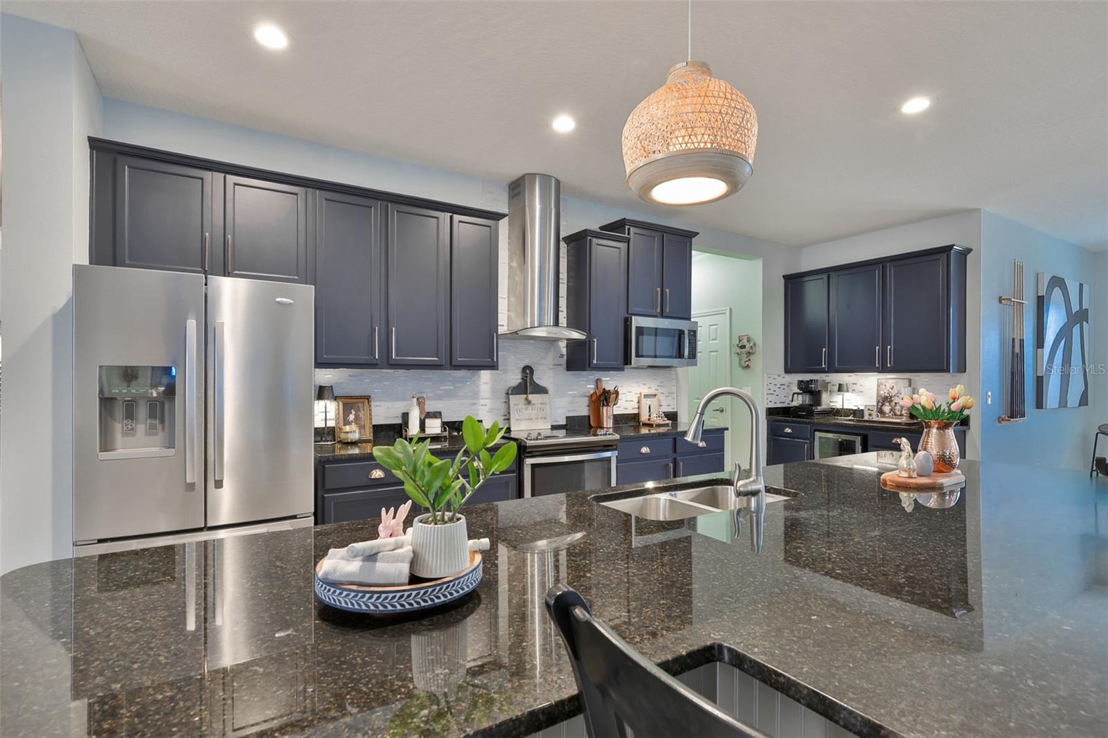 BAHIA LAKES PH 4 - Residential