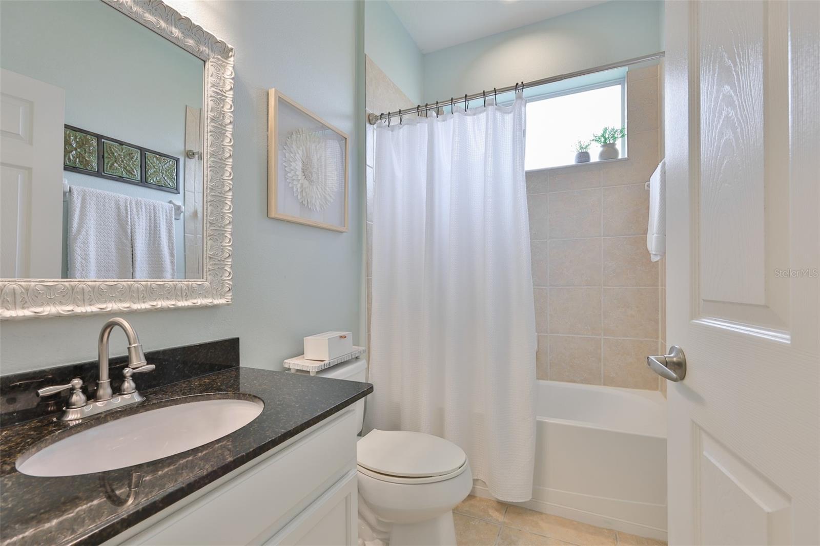 BAHIA LAKES PH 4 - Residential