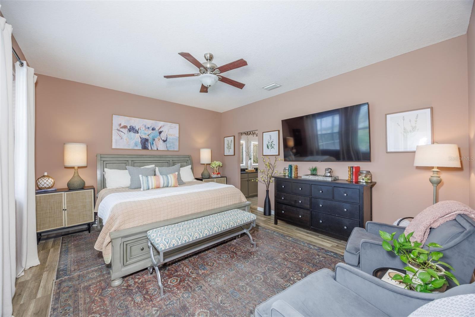 BAHIA LAKES PH 4 - Residential