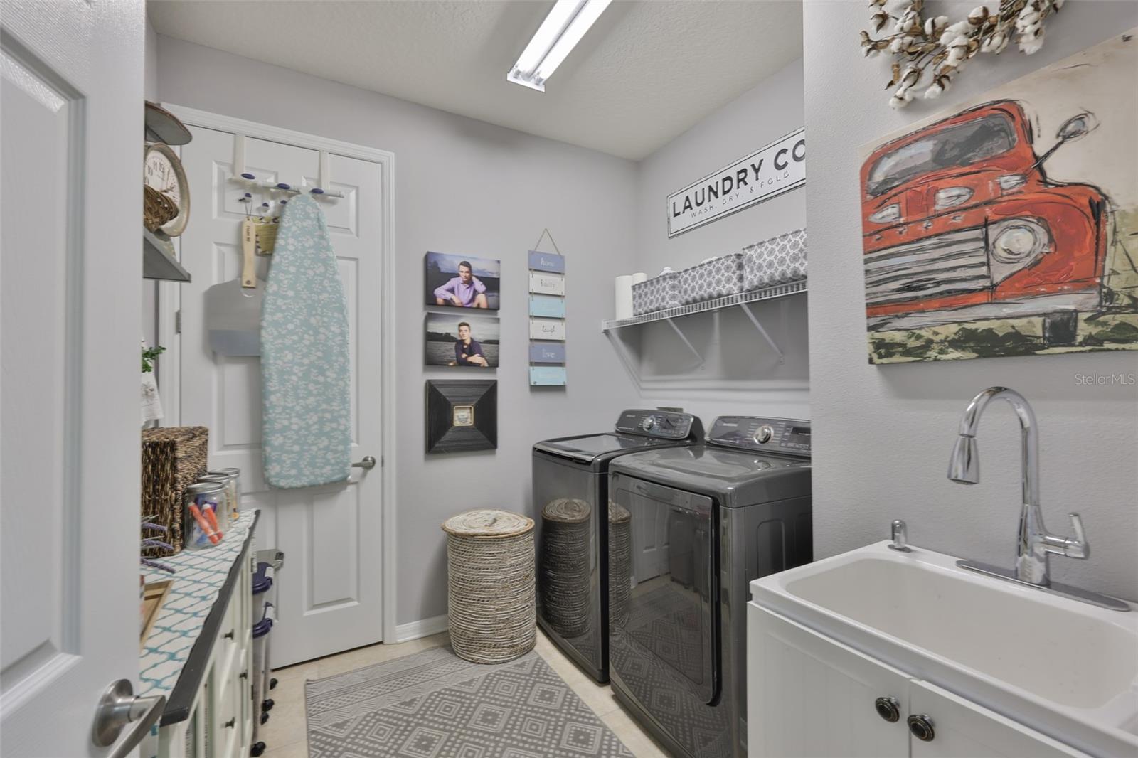 BAHIA LAKES PH 4 - Residential