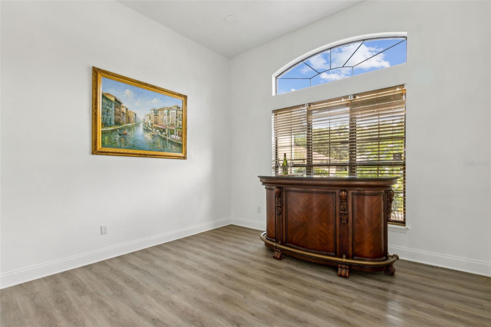 CRYSTAL COVE PH 02 - Residential