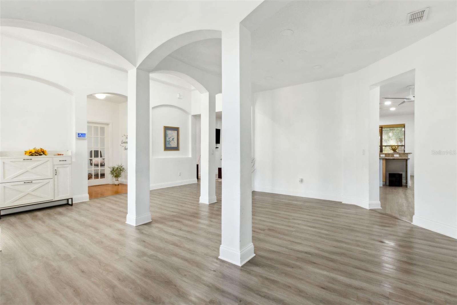 CRYSTAL COVE PH 02 - Residential
