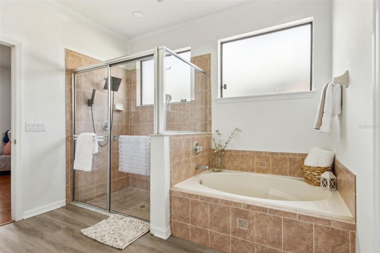 CRYSTAL COVE PH 02 - Residential