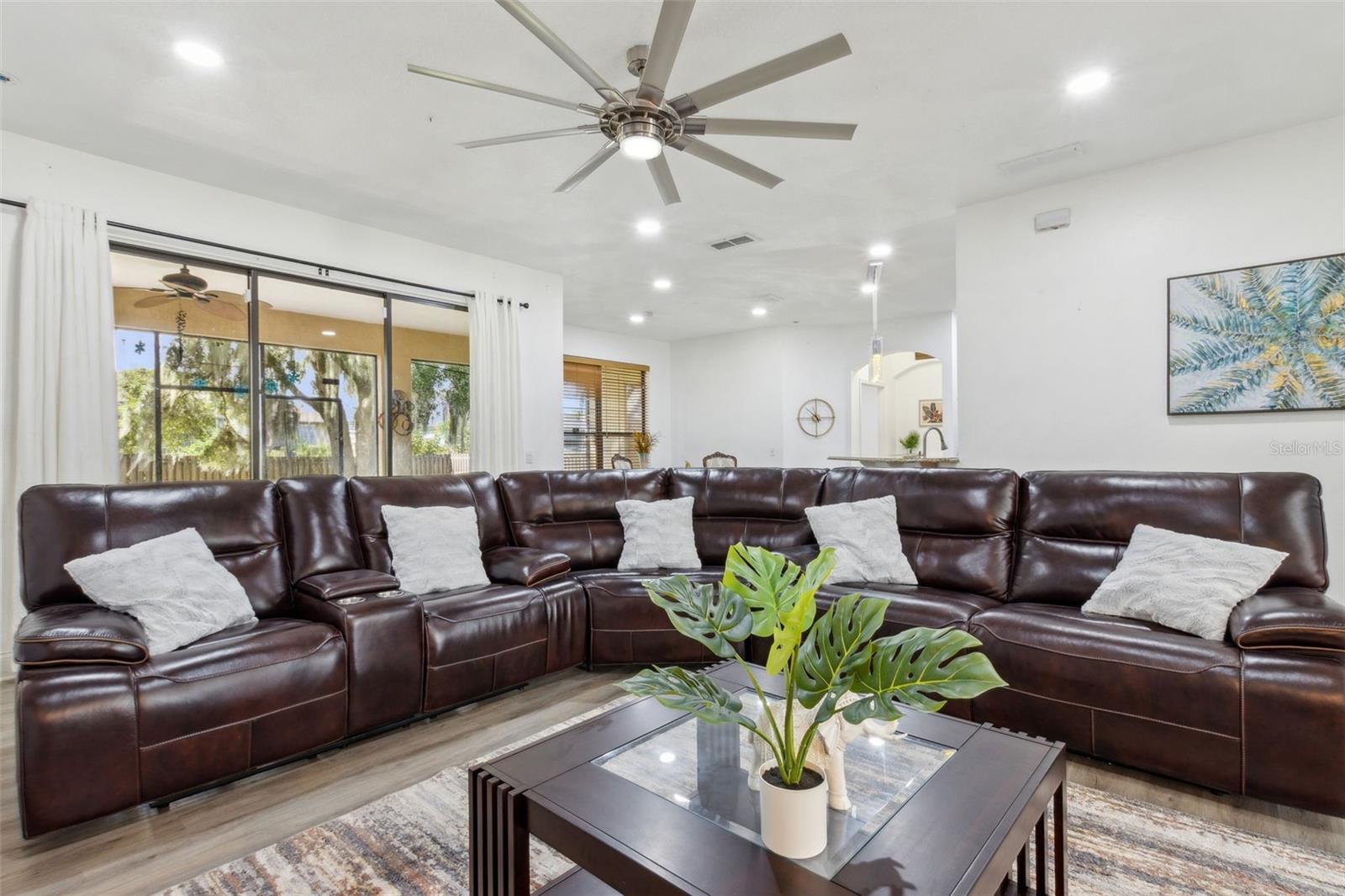 CRYSTAL COVE PH 02 - Residential
