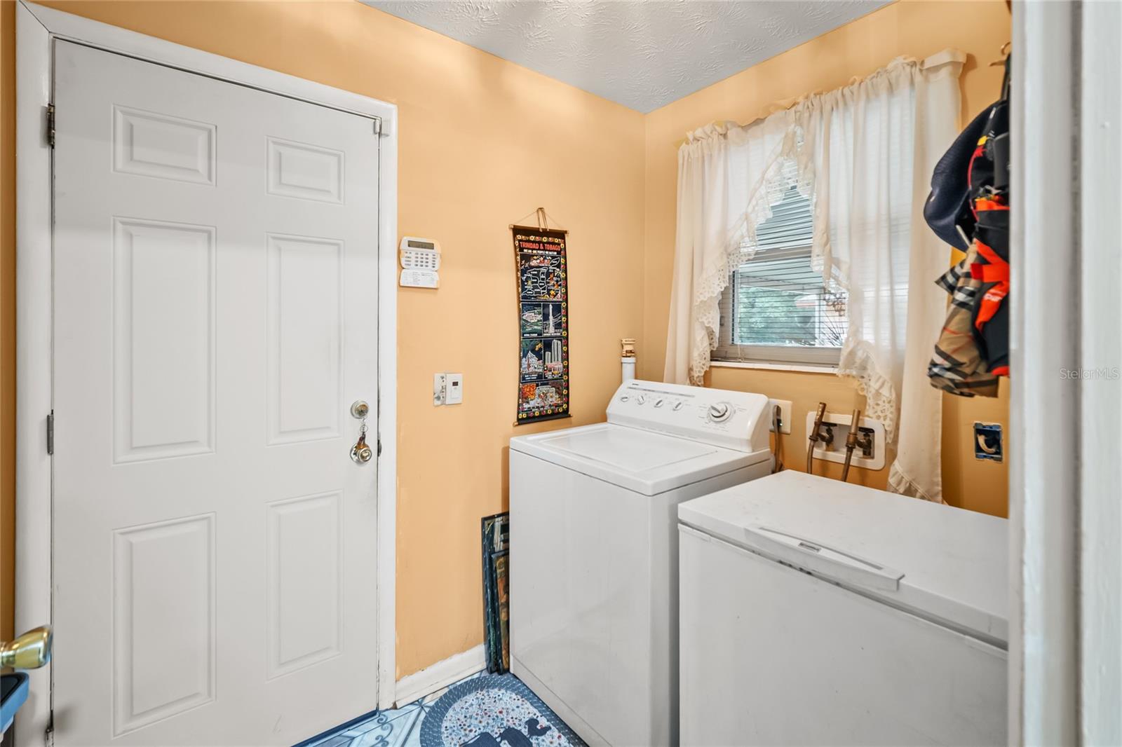 ARLINGWOOD - Residential