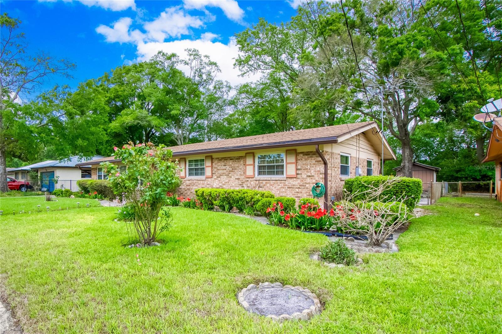 ARLINGWOOD - Residential