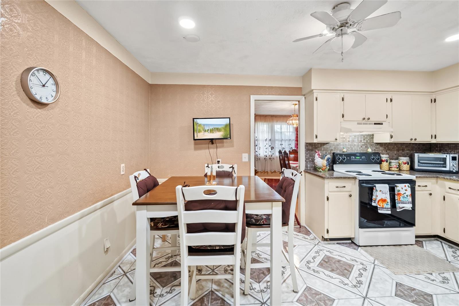 ARLINGWOOD - Residential