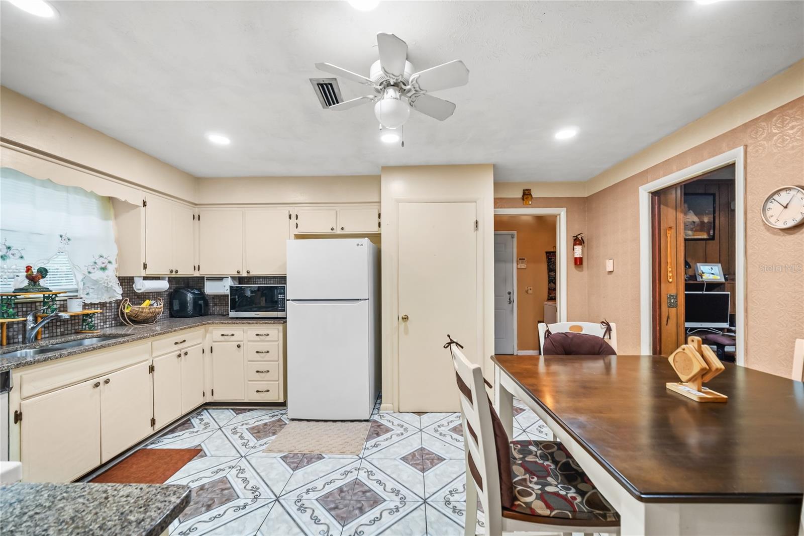 ARLINGWOOD - Residential