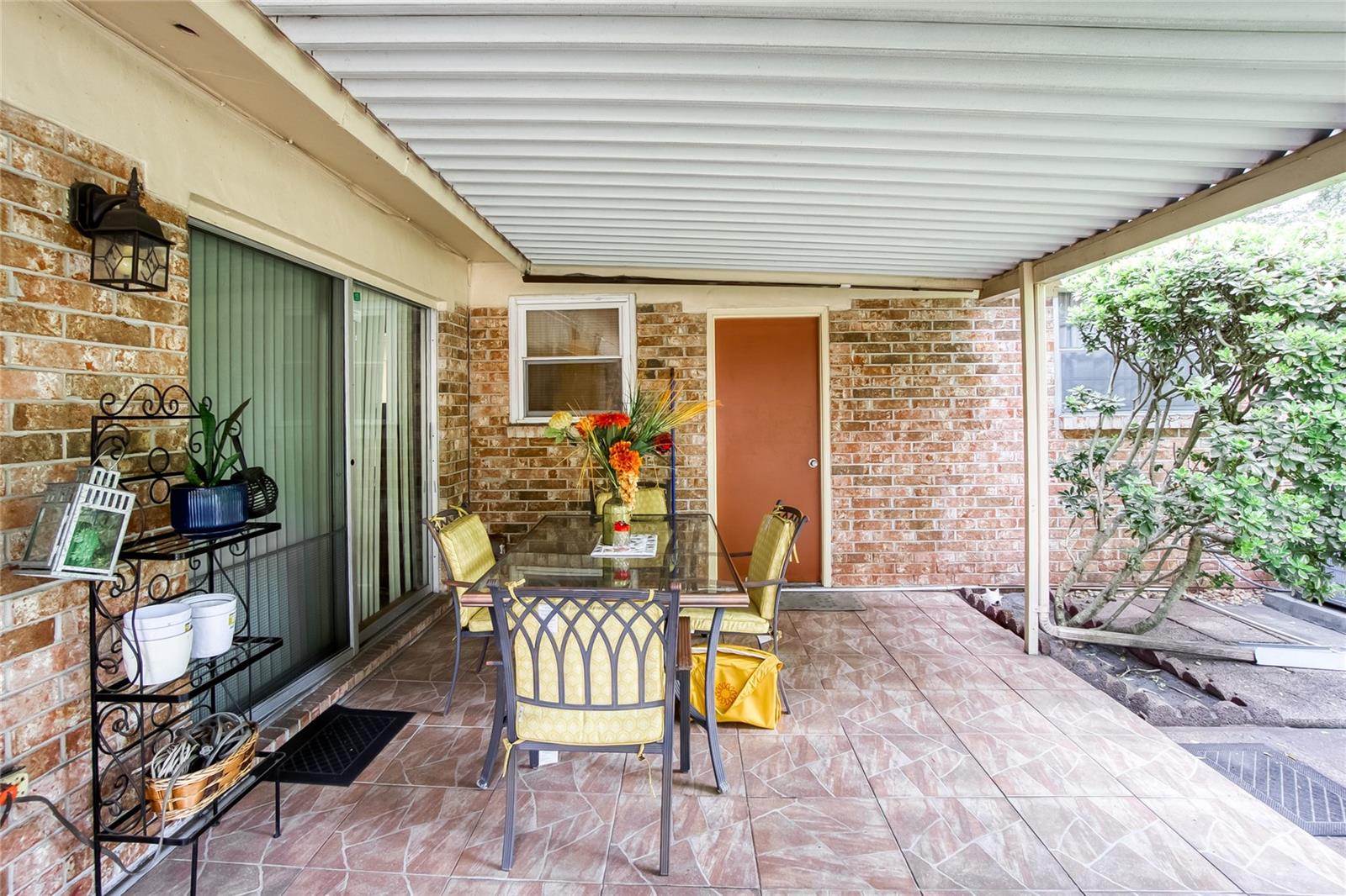 ARLINGWOOD - Residential