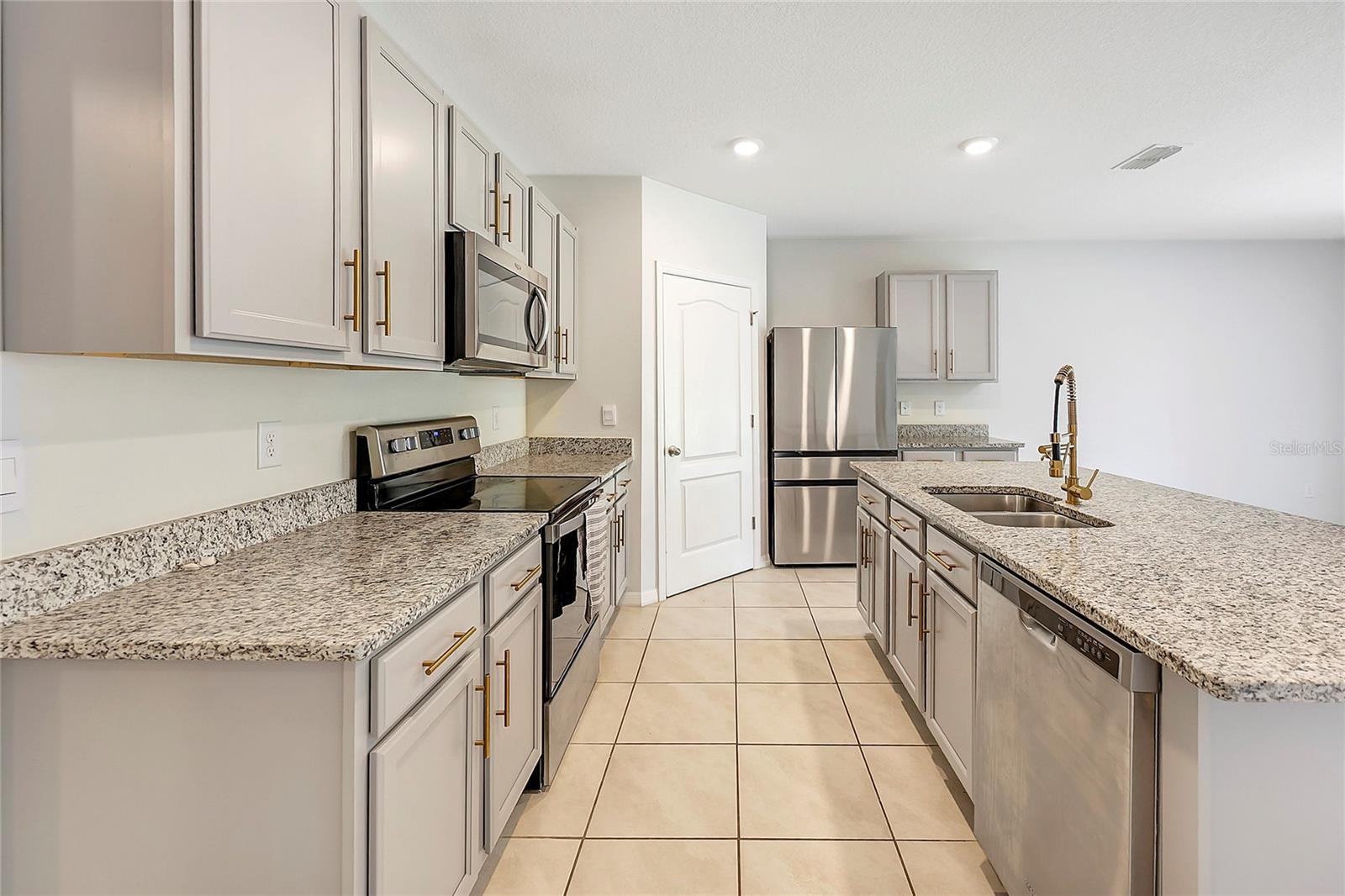 VILLAGES AT HARMONY PH 1B - Residential