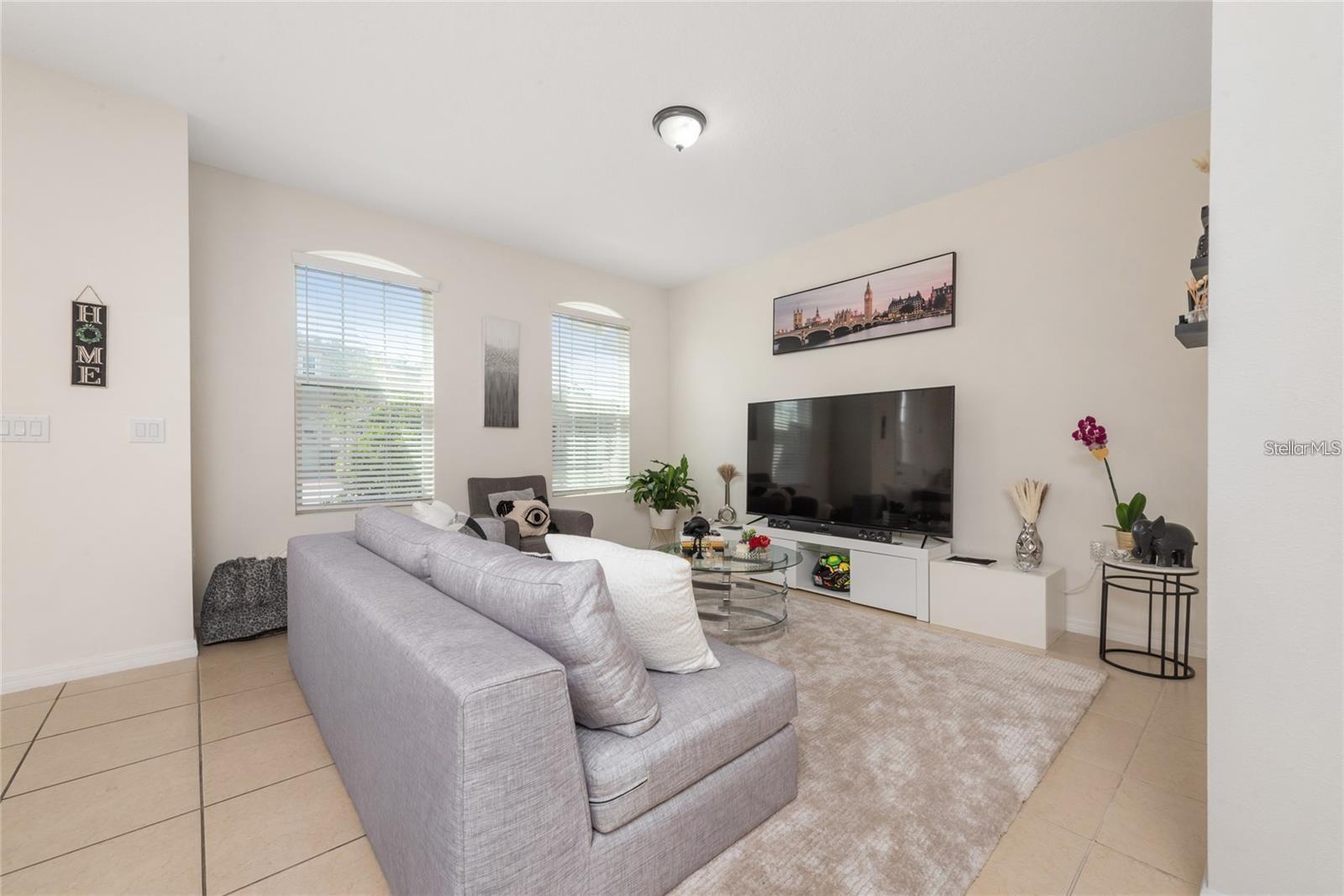 TAPESTRY PH 5 - Residential