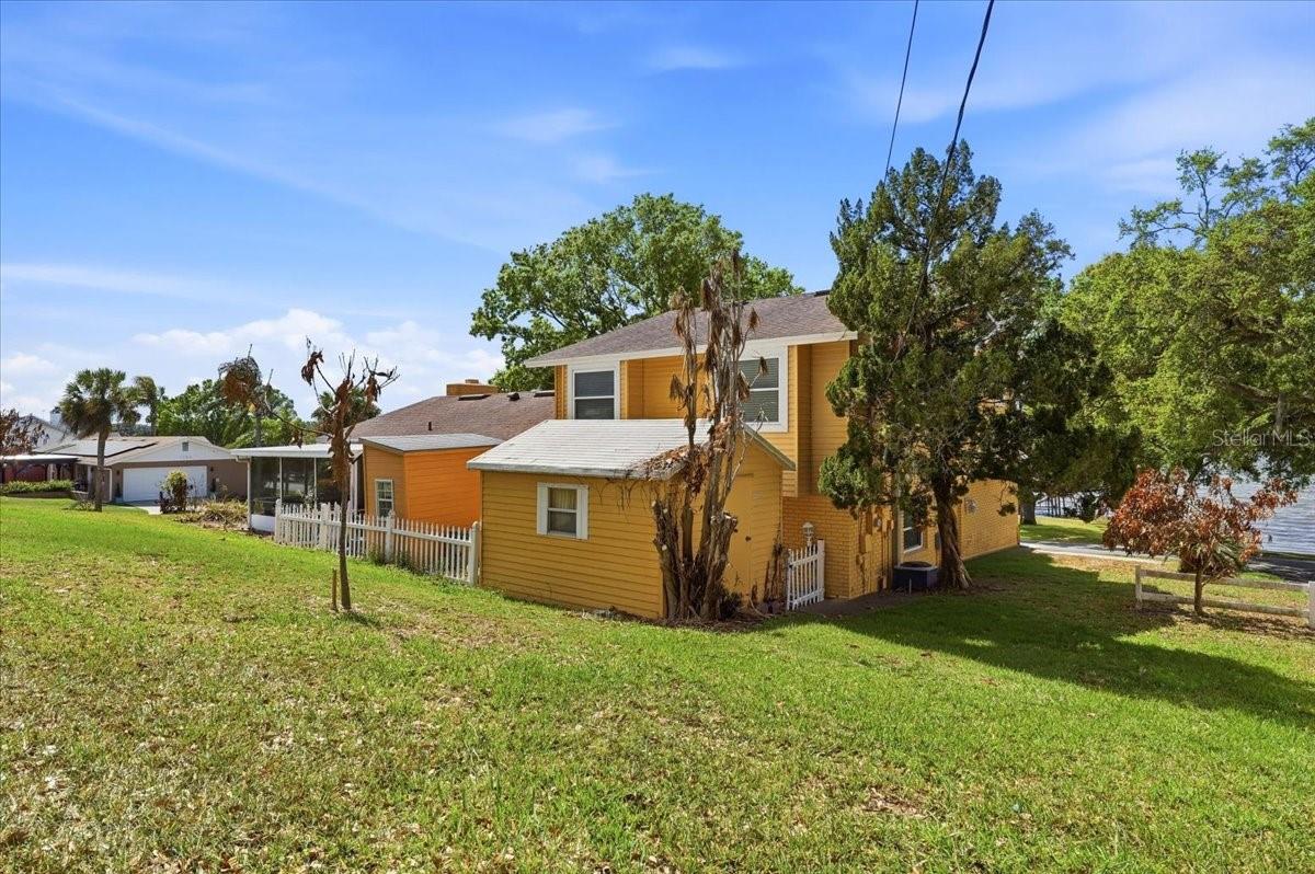 ARIANA ESTATES - Residential