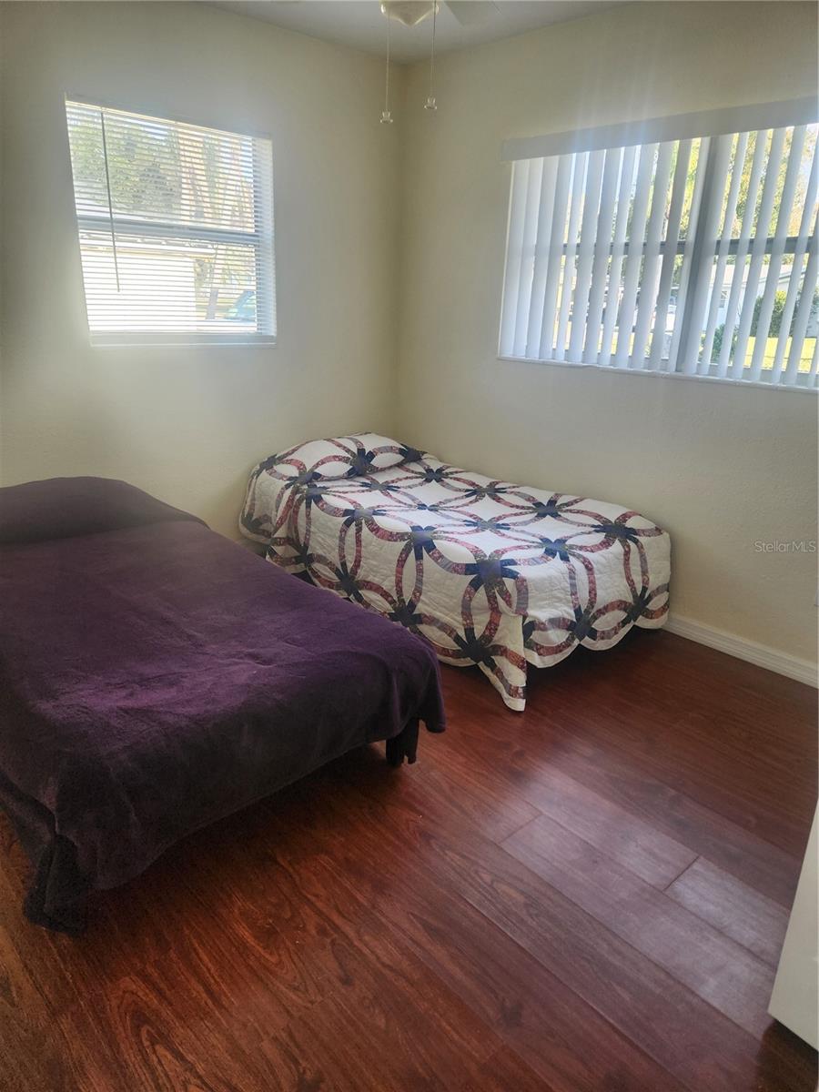 APOLLO BEACH UNIT 1 PT 2 - Residential Lease