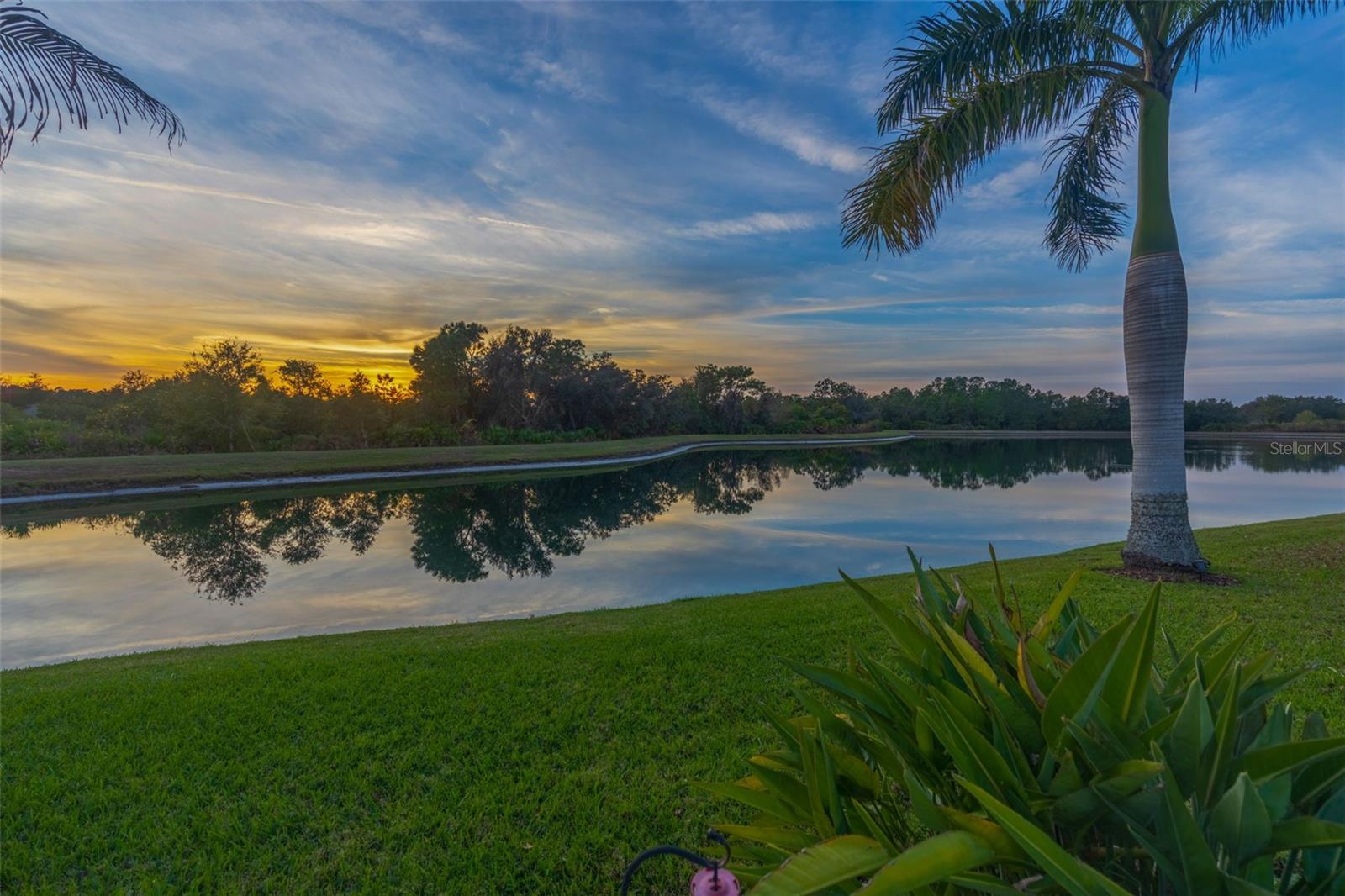 5652 FISHER GLEN LOOP